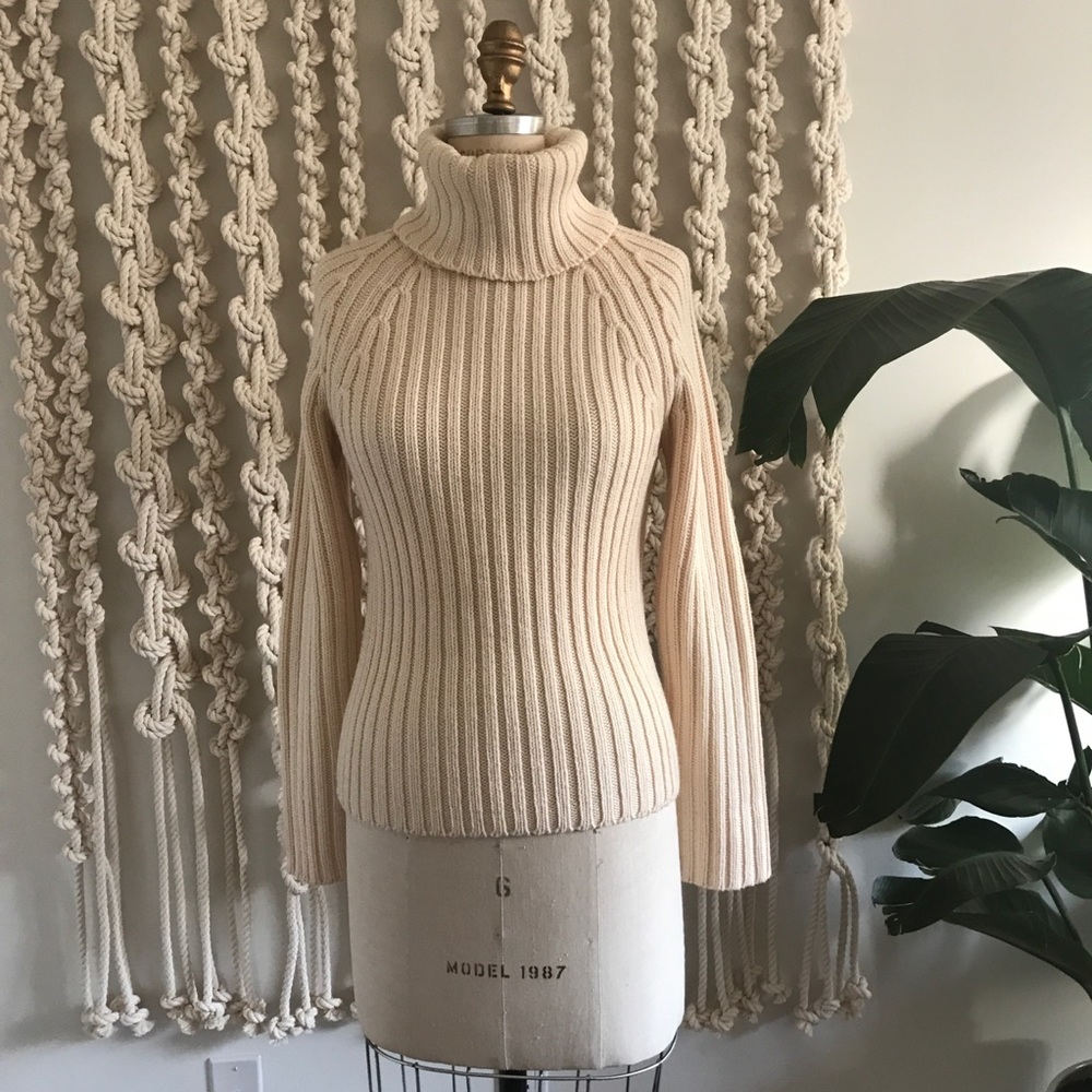 Theory Chunky Ribbed Turtle Neck Cream Sweater